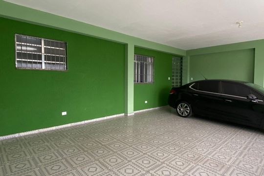 Garagem de casa à venda com 3 quartos, 280m² em Jaguaribe, Osasco