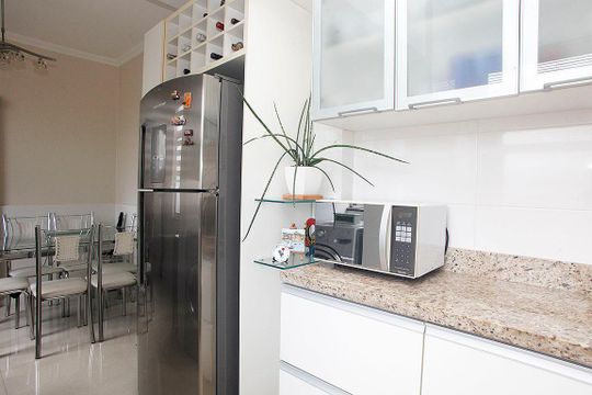 Cozinha de apartamento para alugar com 3 quartos, 70m² em Floresta, Porto Alegre