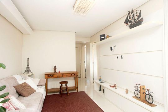 Sala de apartamento para alugar com 3 quartos, 70m² em Floresta, Porto Alegre