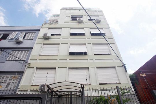 Fachada de apartamento para alugar com 3 quartos, 70m² em Floresta, Porto Alegre