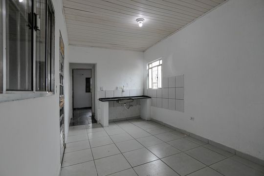 Cozinha de casa para alugar com 1 quarto, 35m² em Vila Jundiai, Mogi das Cruzes