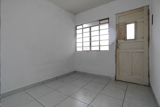 Casa para alugar com 1 quarto, 35m² em Vila Jundiai, Mogi das Cruzes