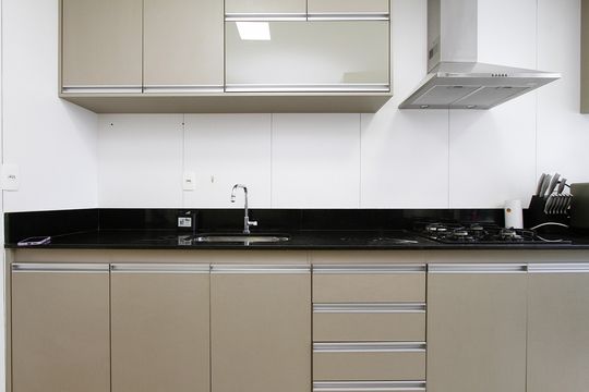 Cozinha de apartamento à venda com 2 quartos, 120m² em Prado, Belo Horizonte