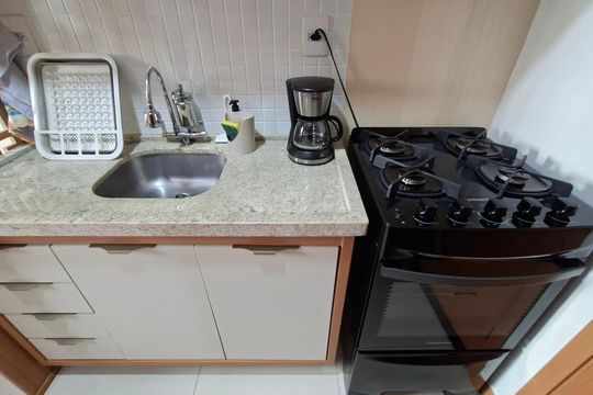 Cozinha de kitnet/studio para alugar com 1 quarto, 25m² em Amaralina, Salvador