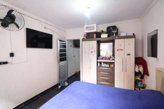 Quarto 1 de casa à venda com 2 quartos, 84m² em Casa Grande, Diadema