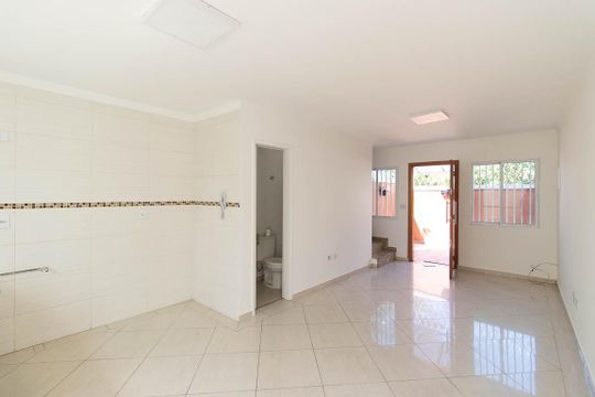 Casa de Condomínio à venda com 2 quartos, 60m² em Vila Irmaos Arnoni, São Paulo