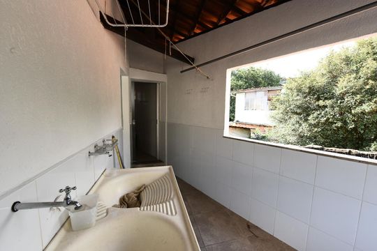 Área comum de casa para alugar com 2 quartos, 200m² em Miramar (barreiro), Belo Horizonte
