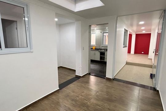 Quarto 2 de casa para alugar com 6 quartos, 252m² em Jardim Rosa de Franca, Guarulhos