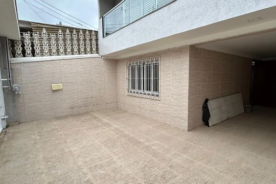 Garagem de casa para alugar com 6 quartos, 252m² em Jardim Rosa de Franca, Guarulhos