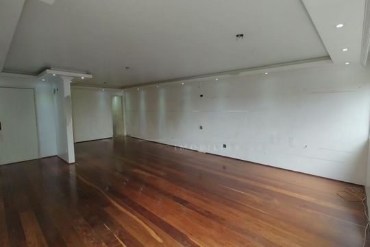 Apartamento à venda com 3 quartos, 183m² em Cidade Dutra, São Paulo