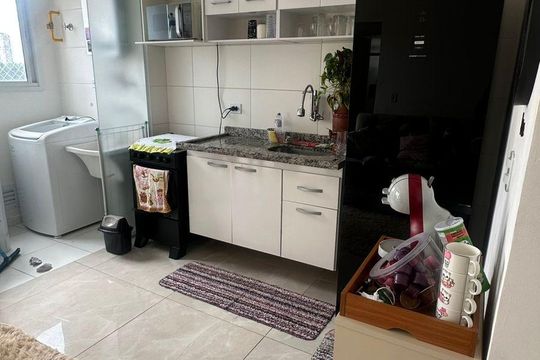 Cozinha de apartamento à venda com 2 quartos, 47m² em Vila Osasco, Osasco