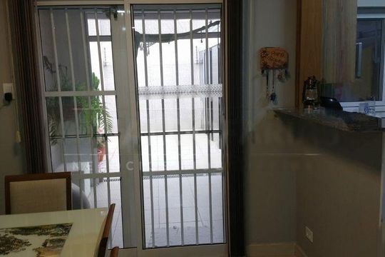 Casa à venda com 3 quartos, 85m² em Rio Bonito, São Paulo