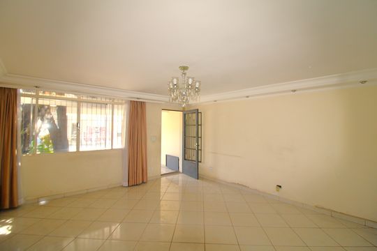 Sala de casa à venda com 3 quartos, 142m² em Sítio do Morro, São Paulo