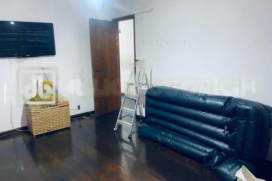 Casa à venda com 4 quartos, 319m² em Vila Valqueire, Rio de Janeiro