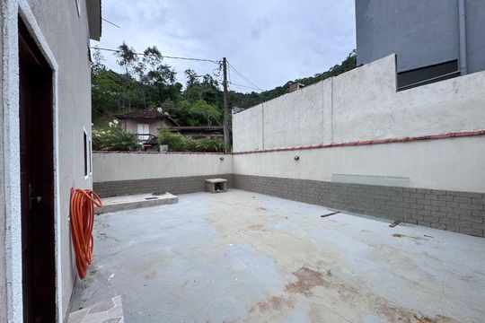 Área externa de casa à venda com 4 quartos, 200m² em Vargem Grande, Rio de Janeiro