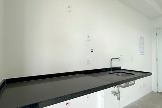 Cozinha de apartamento à venda com 2 quartos, 67m² em Pinheiros, São Paulo