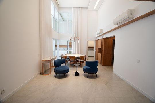 Apartamento para alugar com 3 quartos, 188m² em Cambuí, Campinas