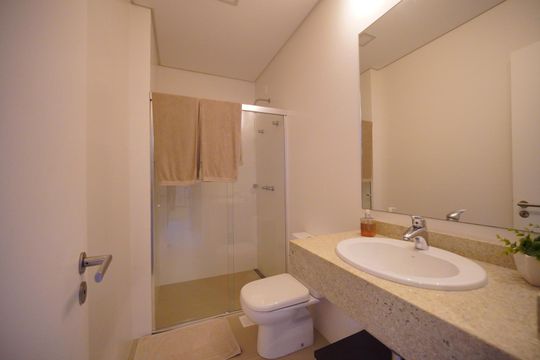 Banheiro da Suíte de apartamento para alugar com 2 quartos, 62m² em João Paulo, Florianópolis