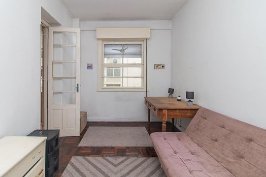 Sala de apartamento para alugar com 1 quarto, 65m² em Centro Histórico, Porto Alegre