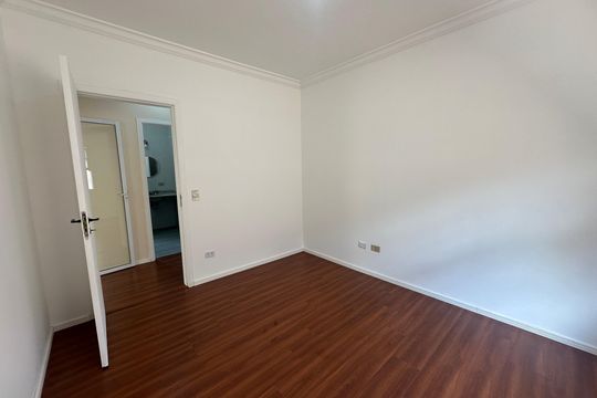 Quarto 1 de casa de condomínio para alugar com 3 quartos, 260m² em Residencial das Estrelas, Barueri