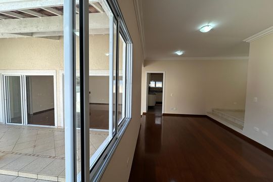 Sala de casa de condomínio para alugar com 3 quartos, 260m² em Residencial das Estrelas, Barueri