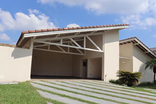 Garagem de casa de condomínio para alugar com 3 quartos, 260m² em Residencial das Estrelas, Barueri