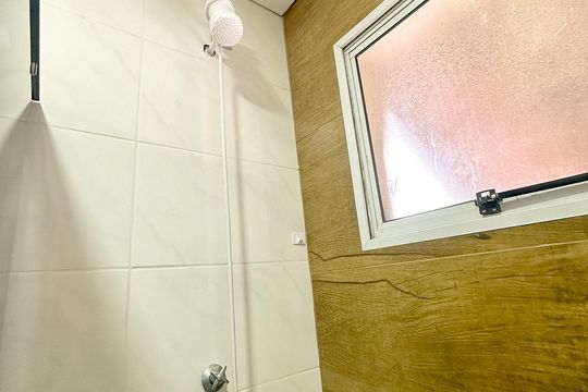 Banheiro da Suíte 3 de casa para alugar com 3 quartos, 120m² em Ingleses do Rio Vermelho, Florianópolis