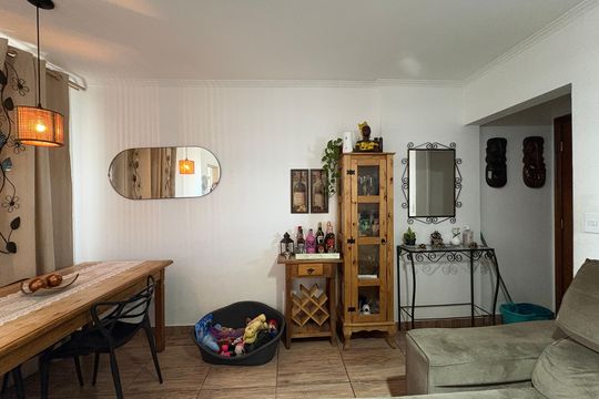 Sala de apartamento à venda com 2 quartos, 50m² em Parque Sao Luis, São Paulo