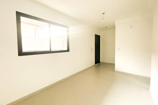 Sala de apartamento à venda com 2 quartos, 42m² em Parque Sao Domingos, São Paulo