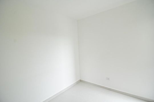 Quarto 2 de apartamento à venda com 2 quartos, 42m² em Parque Sao Domingos, São Paulo