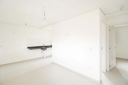 Apartamento à venda com 2 quartos, 42m² em Parque Sao Domingos, São Paulo
