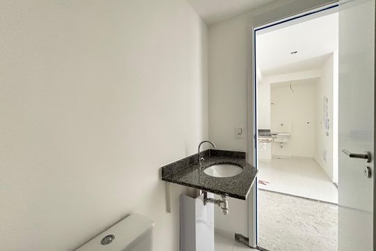 Banheiro de apartamento para alugar com 2 quartos, 42m² em Brooklin, São Paulo