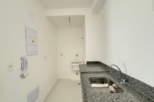 Cozinha de apartamento para alugar com 2 quartos, 42m² em Brooklin, São Paulo