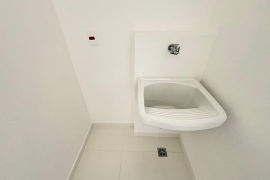 Cozinha de apartamento para alugar com 2 quartos, 42m² em Campo Belo, São Paulo
