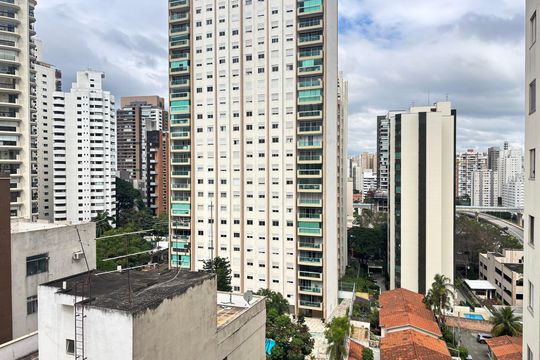 Vista de apartamento para alugar com 2 quartos, 42m² em Campo Belo, São Paulo