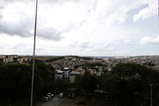 Vista de apartamento à venda com 3 quartos, 109m² em Conjunto California, Belo Horizonte