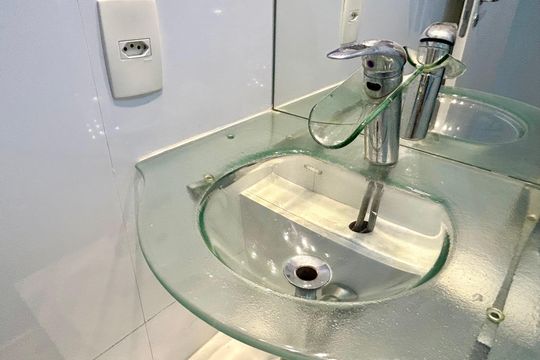 Banheiro 1 de apartamento à venda com 3 quartos, 58m² em Jardim Cocaia, Guarulhos
