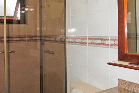 Casa de Condomínio para alugar com 4 quartos, 450m² em Loteamento Banespa, Vinhedo