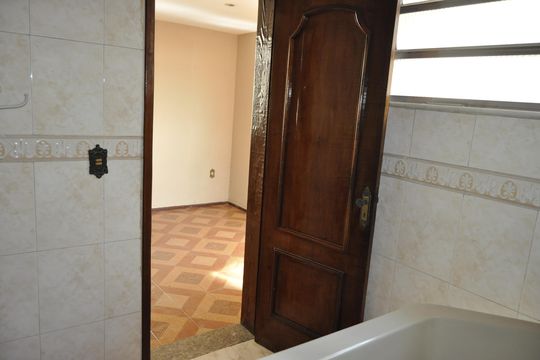 Apartamento à venda com 5 quartos, 700m² em Água Santa, Rio de Janeiro