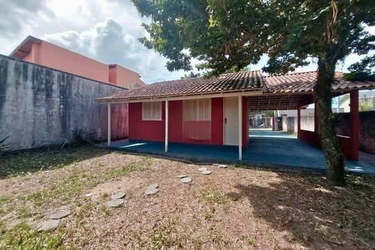 Área externa de casa para alugar com 2 quartos, 55m² em Morro das Pedras, Florianópolis