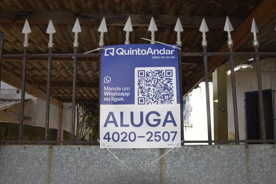 Fachada de casa para alugar com 2 quartos, 250m² em Jardim Novo Embu, Embu das Artes