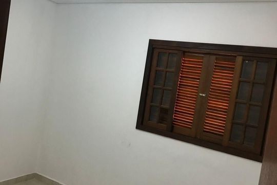 Quarto de casa à venda com 1 quarto, 160m² em Jardim Roberto, Osasco
