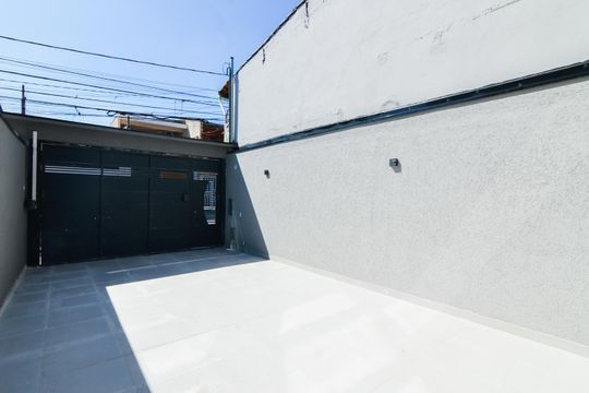 Garagem de casa para alugar com 3 quartos, 110m² em Parque Continental Iv, Guarulhos