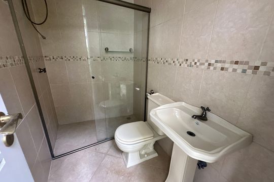 Área comum de casa de condomínio à venda com 4 quartos, 500m² em Alphaville Residencial Um, Barueri