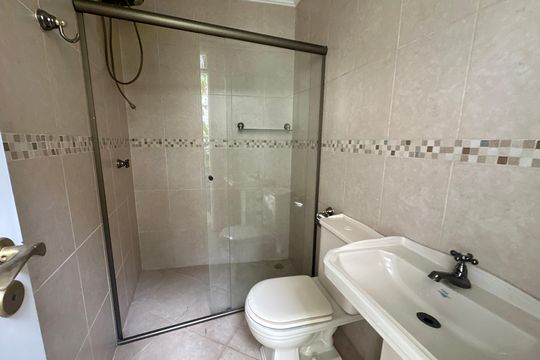 Área comum de casa de condomínio à venda com 4 quartos, 500m² em Alphaville Residencial Um, Barueri