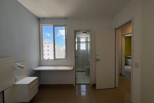 Apartamento à venda com 2 quartos, 60m² em Planalto, Belo Horizonte
