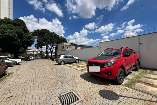 Apartamento à venda com 2 quartos, 60m² em Planalto, Belo Horizonte