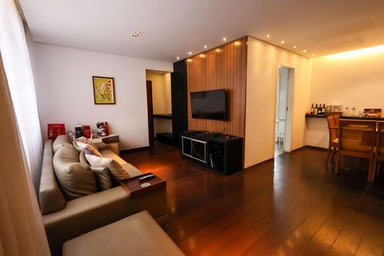 Apartamento à venda com 4 quartos, 155m² em Buritis, Belo Horizonte