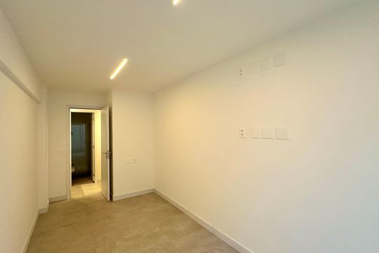 Quarto de apartamento à venda com 1 quarto, 49m² em Jardim Botânico, Rio de Janeiro