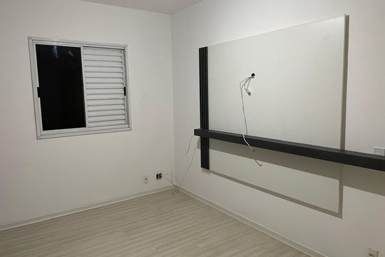 Quarto de apartamento à venda com 2 quartos, 51m² em Jardim Sao Pedro, Barueri